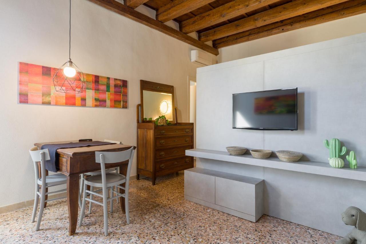 Gaetanotrezza14 Apartment Verona Bagian luar foto